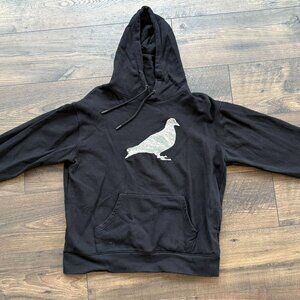 Staple Pigeon Men Sweatshirt LARGE Black Hoodie Logo Embroidered Pullover